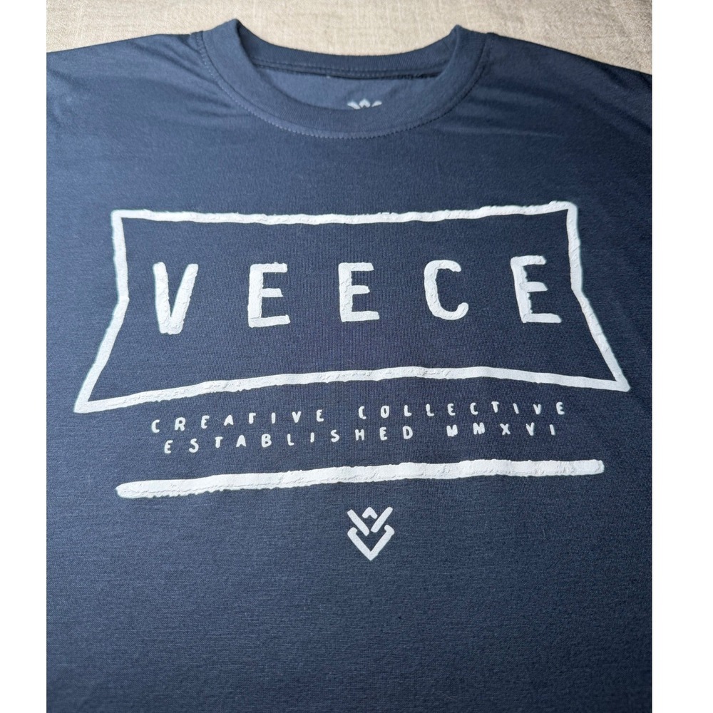 Veece Creative Collective Mens Graphic T-Shirt Blue Large Crewneck Short Sleeve